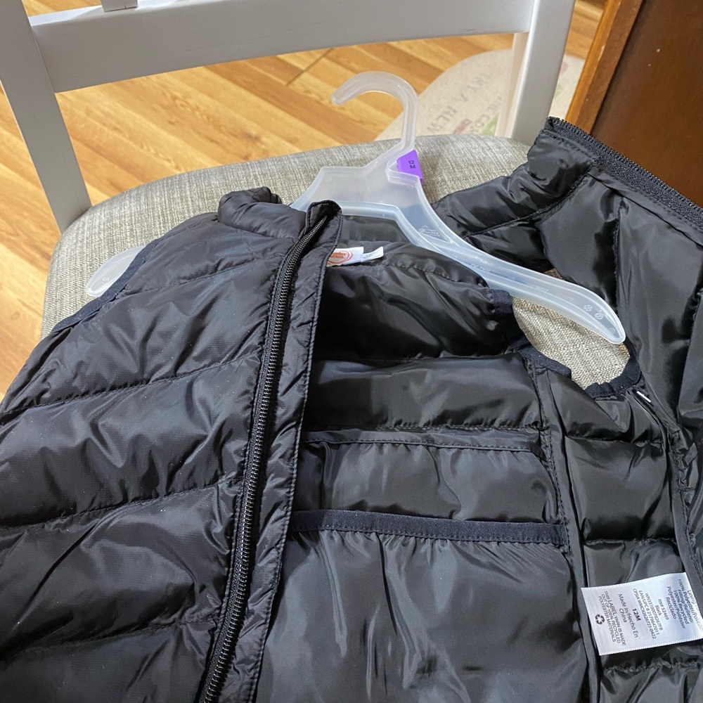 Puffer packable vest for little girl or boy - Picture 6 of 8